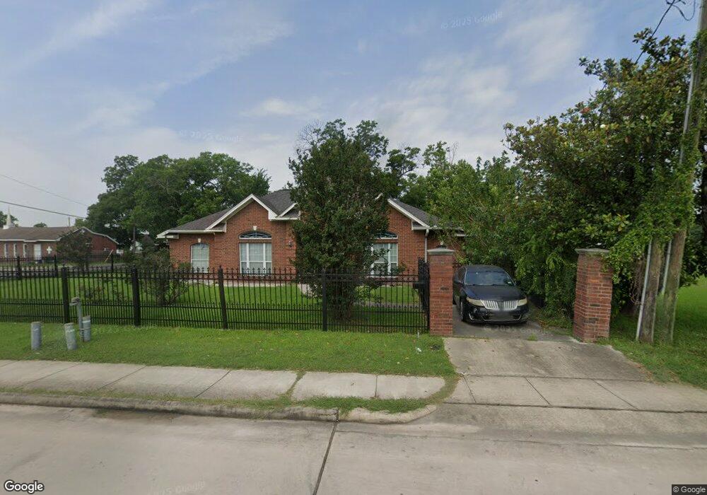 6003 Hirsch Rd, Houston, TX 77026 - photo 1