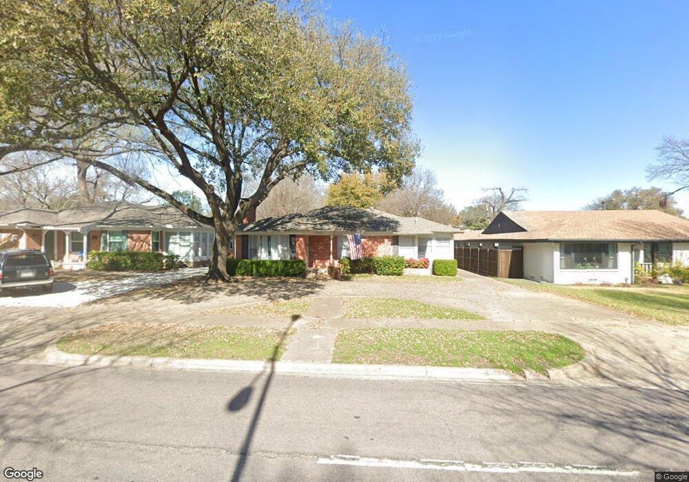 7233 E Mockingbird Ln, Dallas, TX 75214 - photo 1