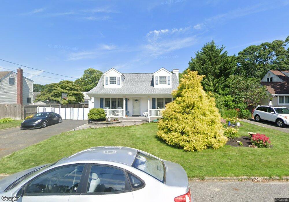 453 2nd Ave, Bayport, NY 11705 - photo 1