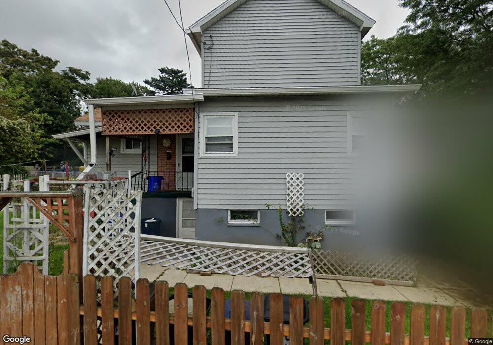 717 Maple St, Scranton, PA 18505 - photo 1