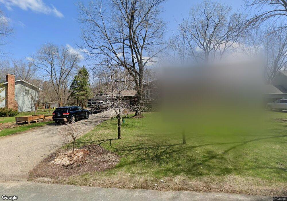 3665 Laurel Dr, Wayzata, MN 55391 - photo 1