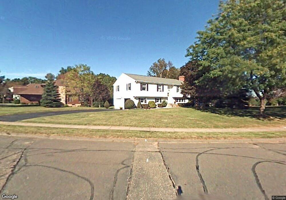 184 Clovercrest Rd, Wethersfield, CT 06109 - photo 1