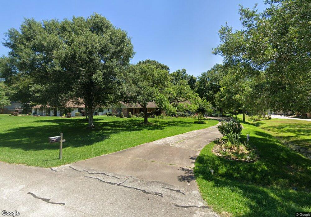 2107 Mckissick Dr, Friendswood, TX 77546 - photo 1