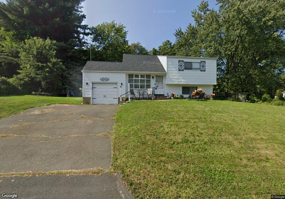 41 Lucinda Ln, Middletown, CT 06457 - photo 1