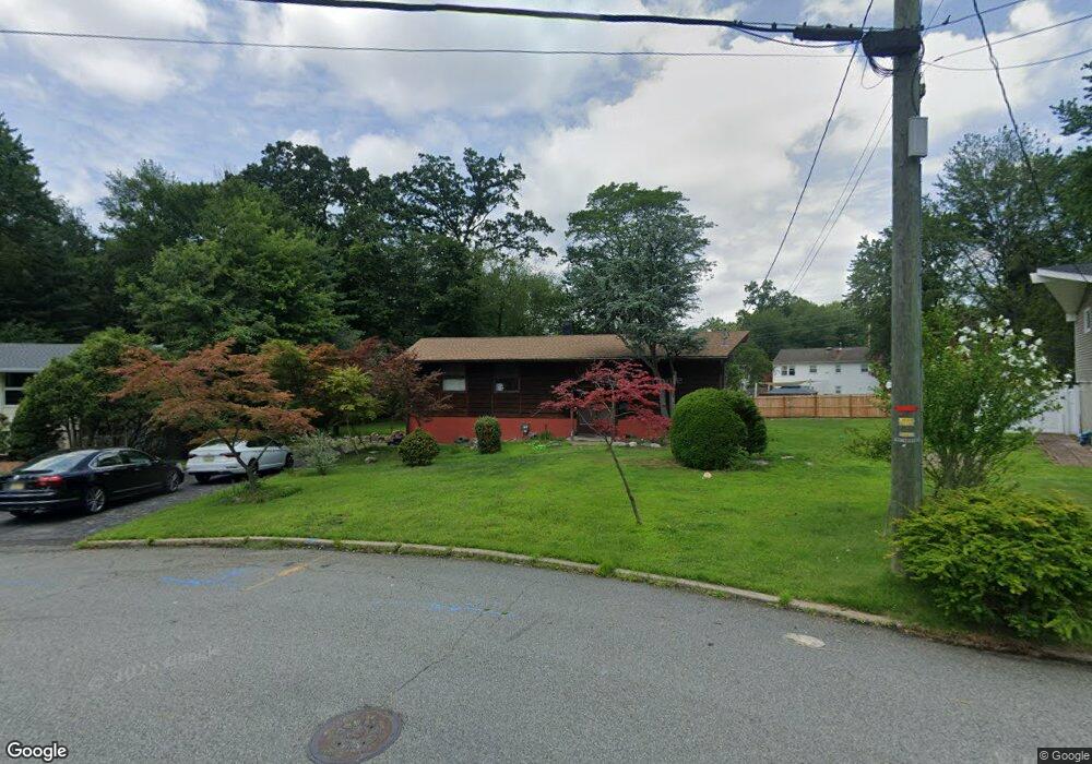 427 Birchtree Ln, Northvale, NJ 07647 - photo 1