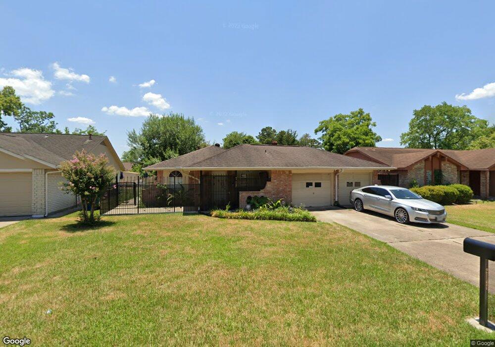 2147 Beaver Bend Rd, Houston, TX 77088 - photo 1