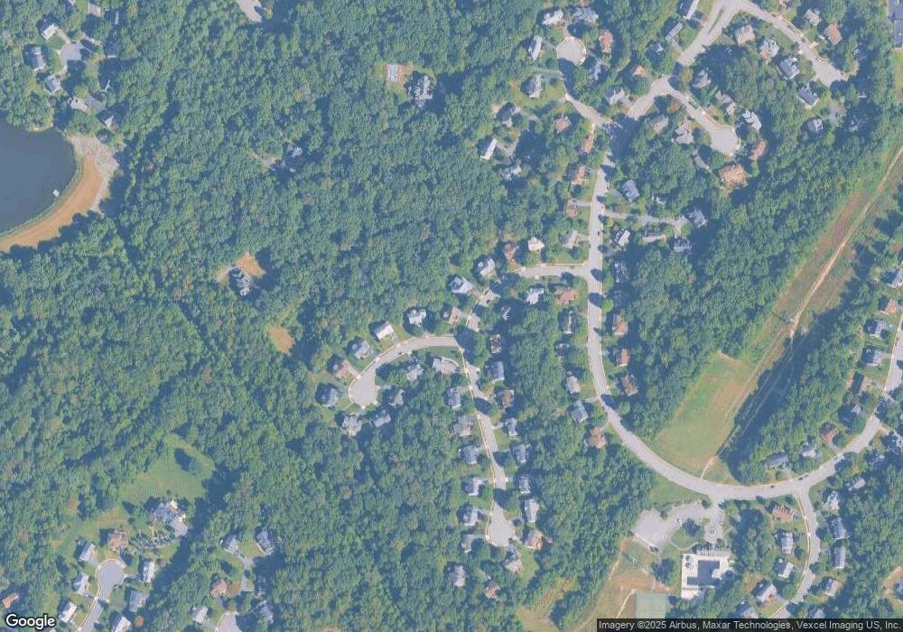 8610 Cross Oaks Ln, Fairfax Station, VA 22039 - photo 1