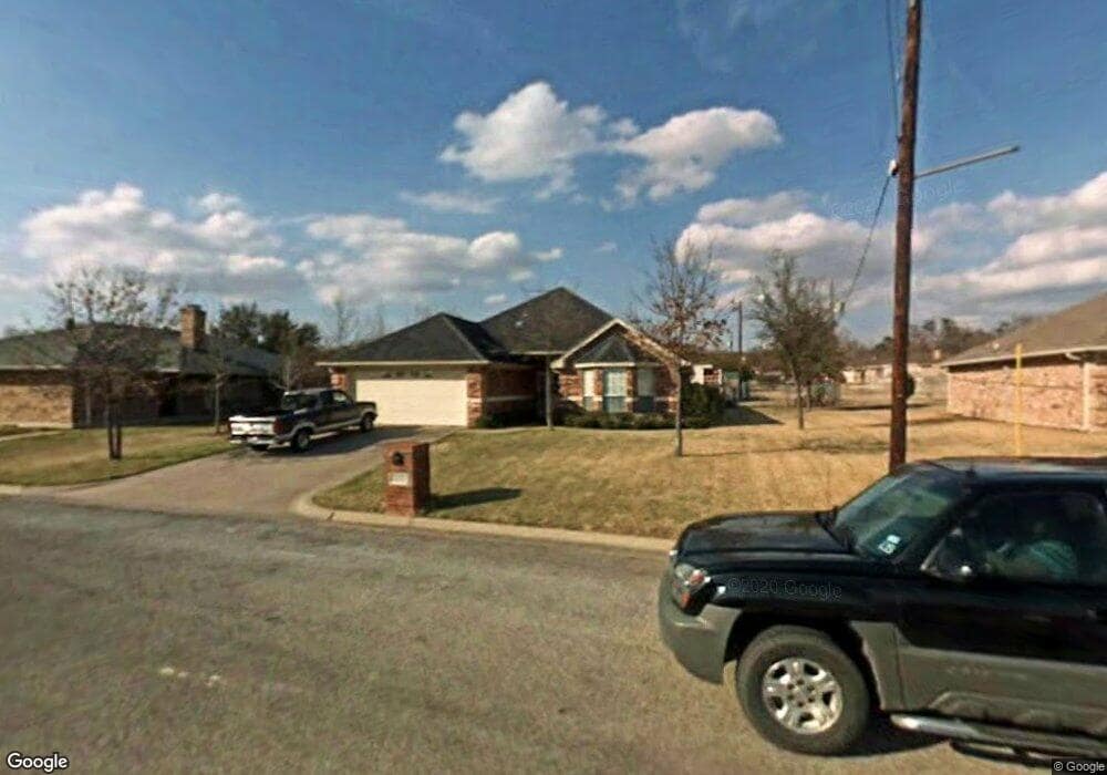 1607 Patti Place, Weatherford, TX 76086 - photo 1