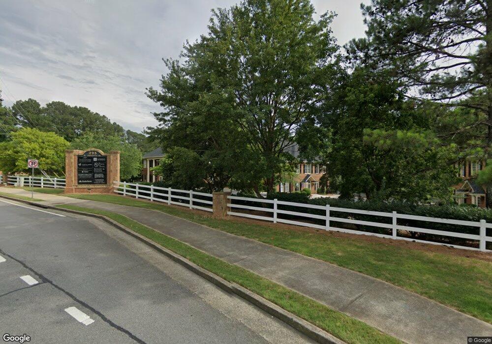 295 W Crossville Rd unit 520, Roswell, GA 30075 - photo 1