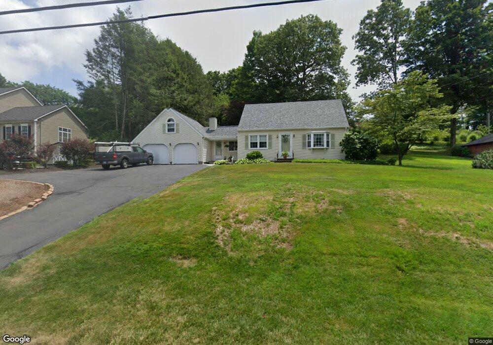 621 N Elm St, Wallingford, CT 06492 - photo 1