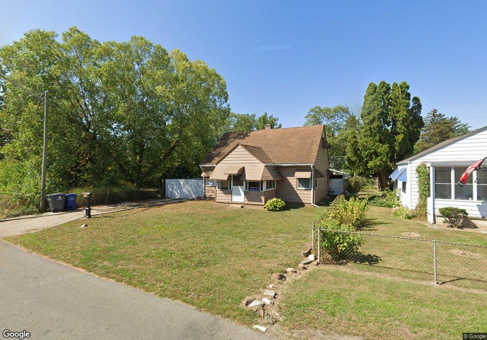 845 Erickson Ave, Columbus, OH 43213 - photo 1