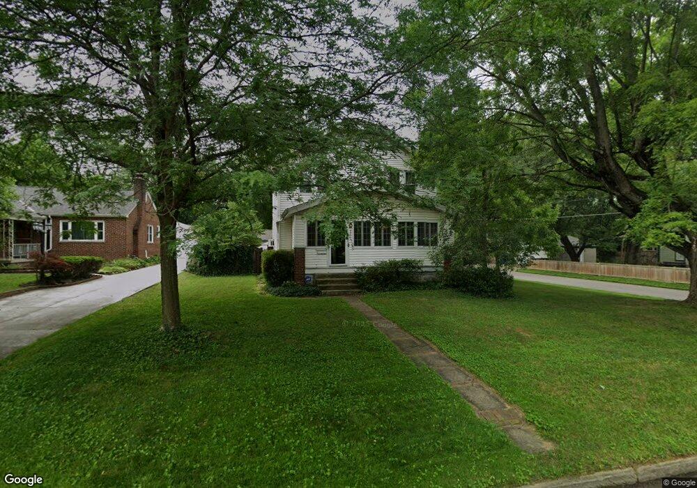 403 E Beaumont Rd, Columbus, OH 43214 - photo 1