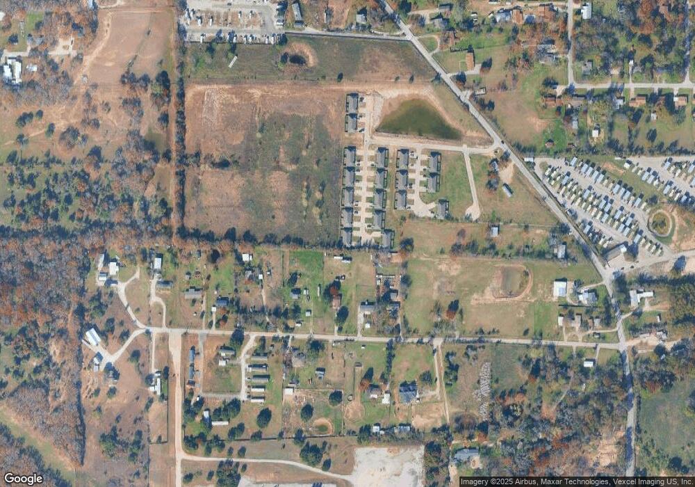 801 Matt Ct, Azle, TX 76020 - photo 1