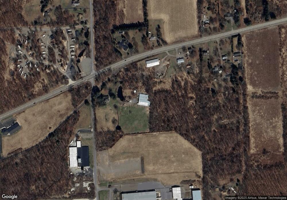 10 Walnut Dr, Berwick, PA 18603 - photo 1