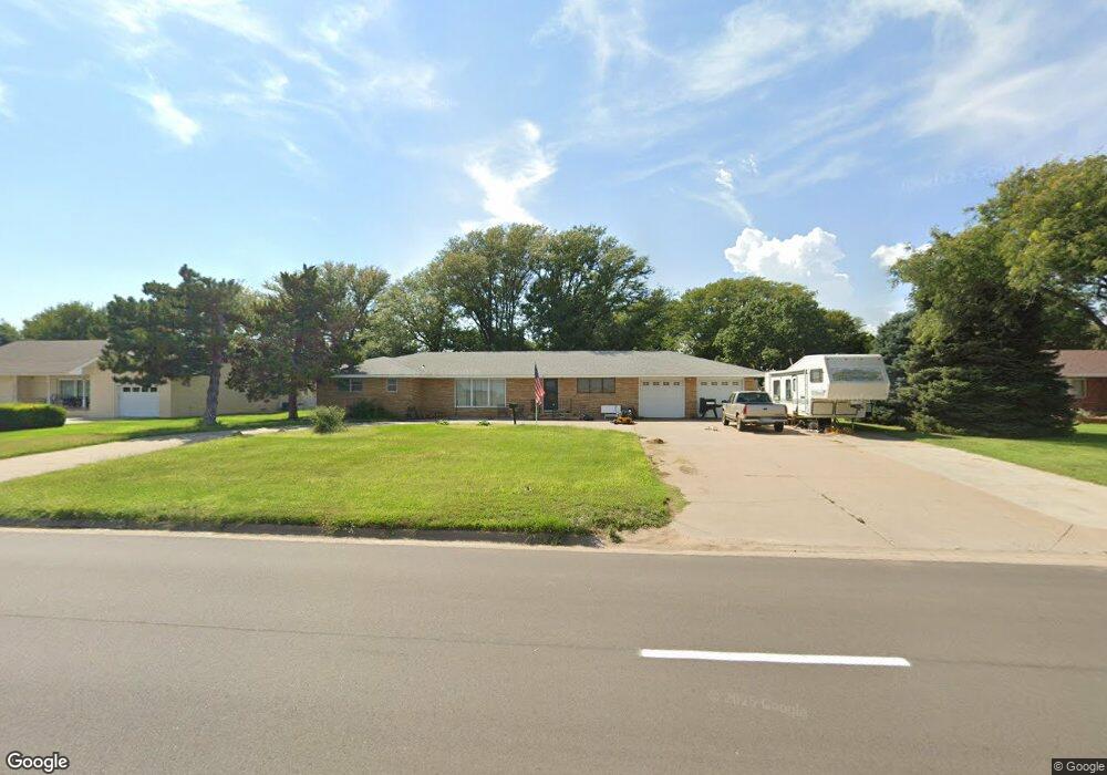 215 N Main St, Hugoton, KS 67951 - photo 1