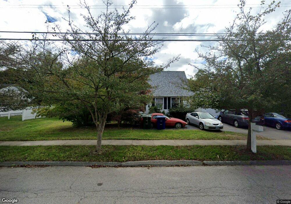 10 W Arch St, Pawcatuck, CT 06379 - photo 1