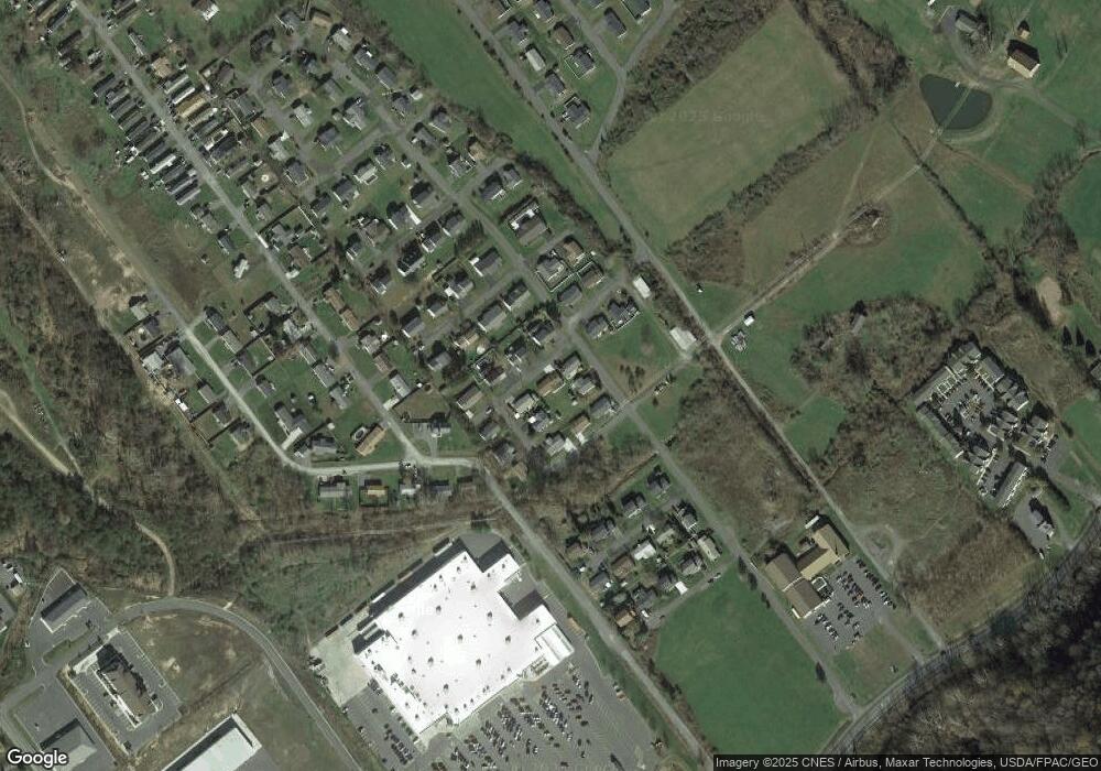 25 S Hummingbird St, Keyser, WV 26726 - photo 1