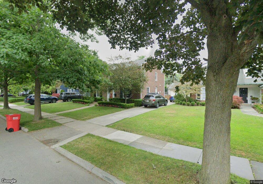 62 Stanton Ln, Grosse Pointe Farms, MI 48236 - photo 1