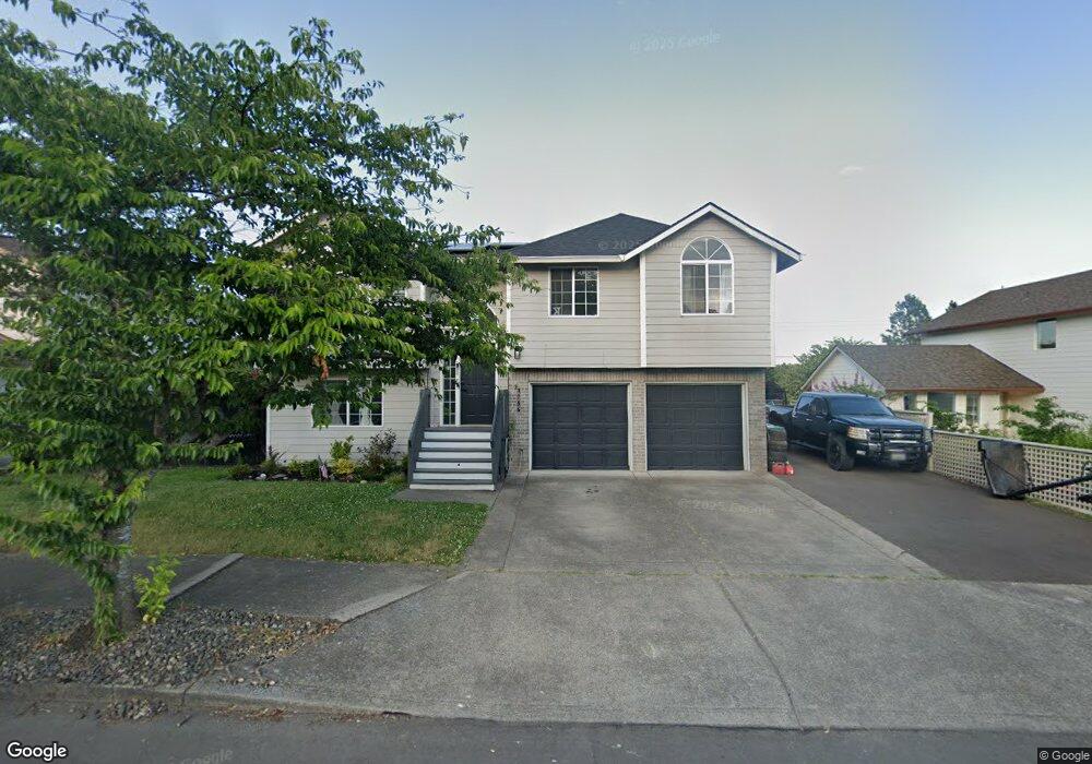 1756 SW Spence Ave, Troutdale, OR 97060 - photo 1