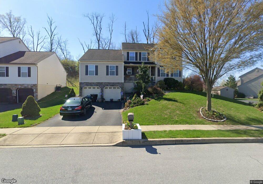 67 Sawgrass Dr, Reading, PA 19606 - photo 1