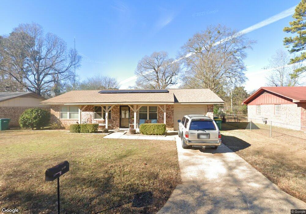 1709 Waverly Dr, Texarkana, TX 75501 - photo 1