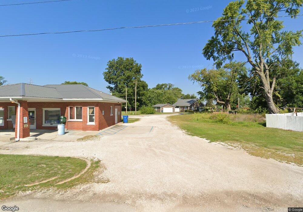 305 S 2nd St, Edwardsport, IN 47528 - photo 1