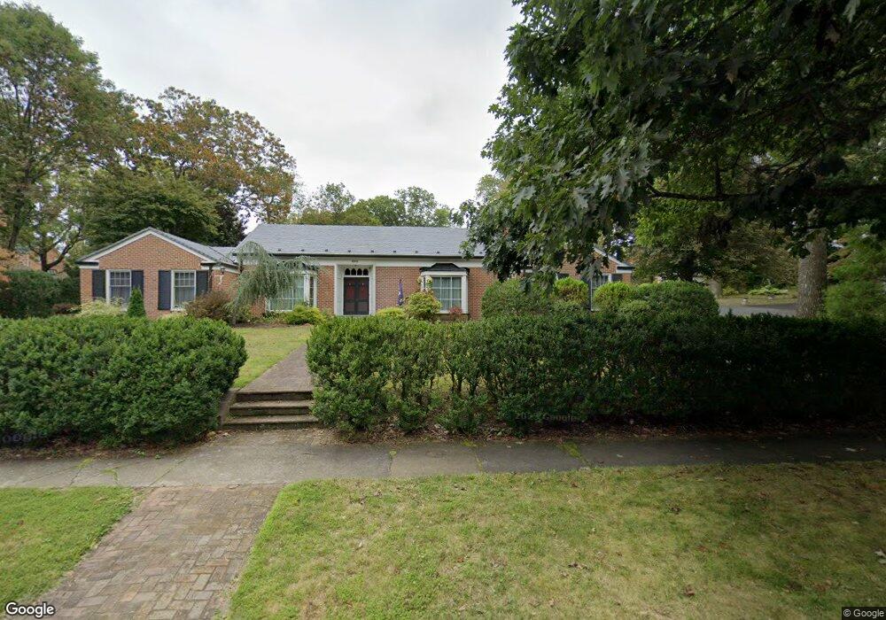 668 Locust Ave, Waynesboro, VA 22980 - photo 1