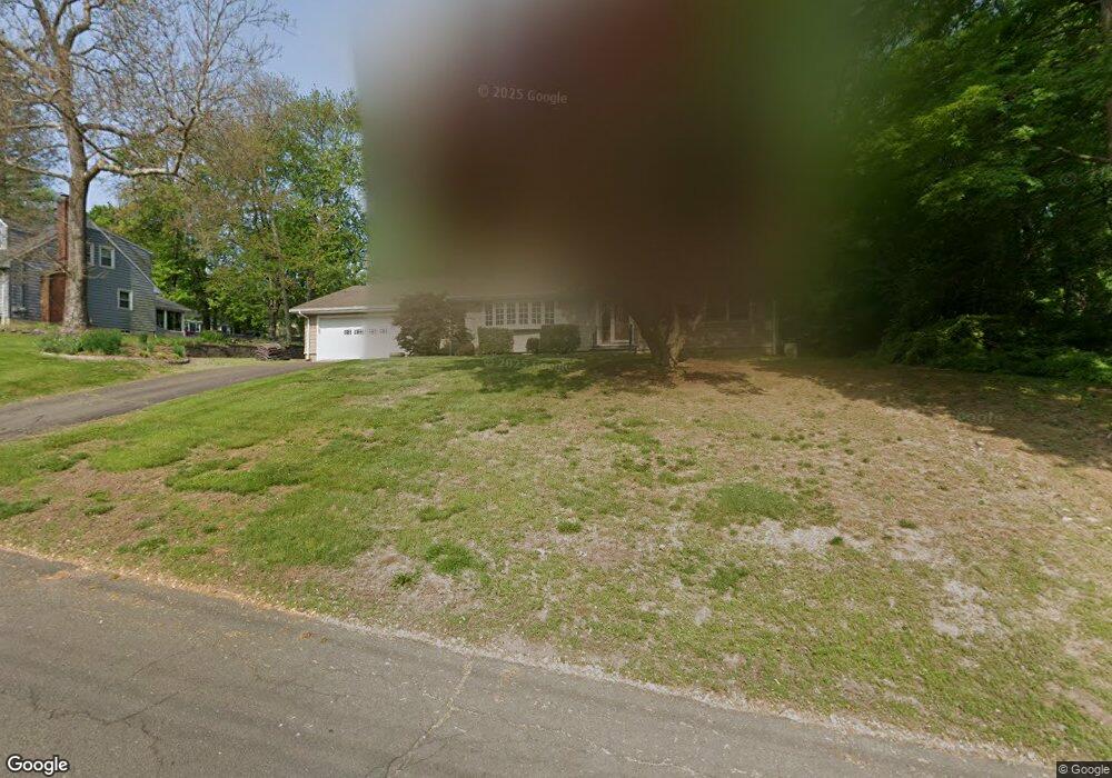 117 Suzanne Cir, Trumbull, CT 06611 - photo 1