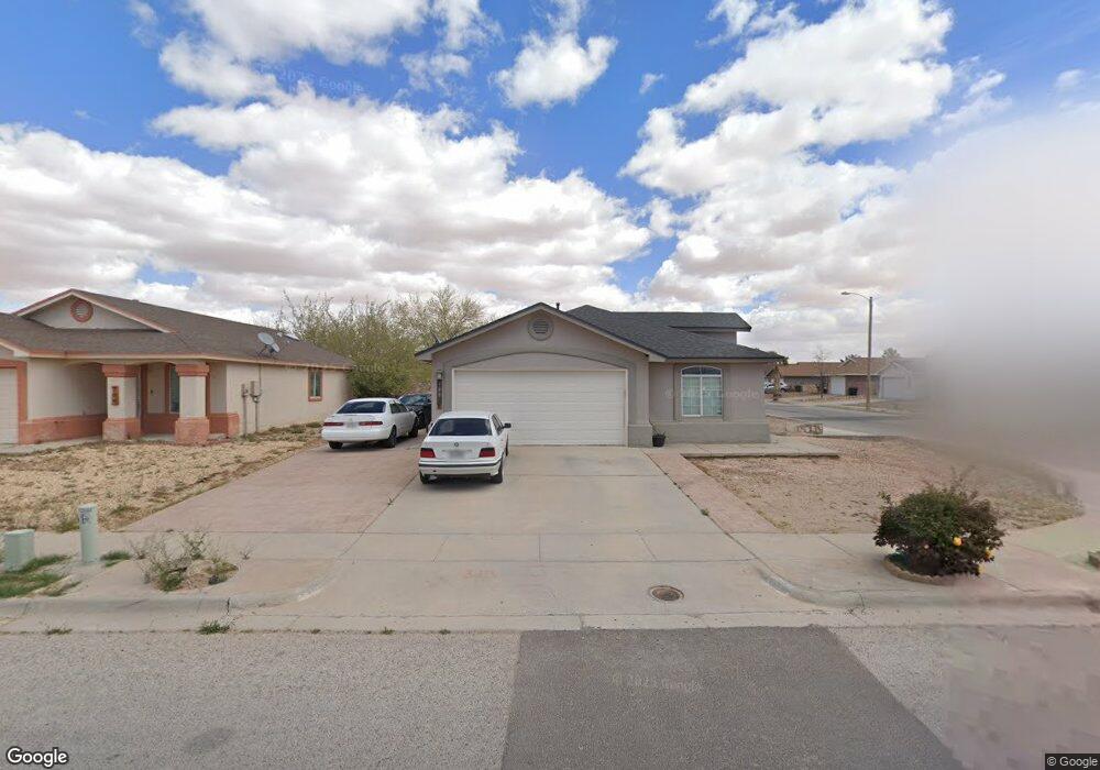 700 Desert Sage Dr, Horizon City, TX 79928 - photo 1