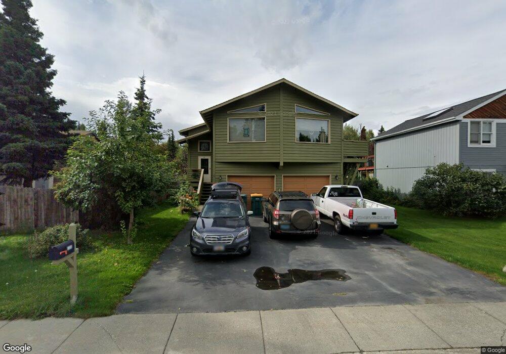 8960 Little Creek Dr, Anchorage, AK 99507 - photo 1