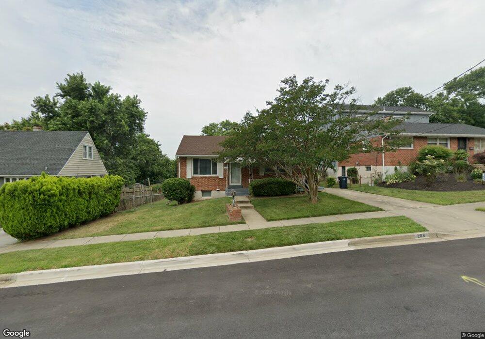 204 Pepper Mill Dr, Capitol Heights, MD 20743 - photo 1