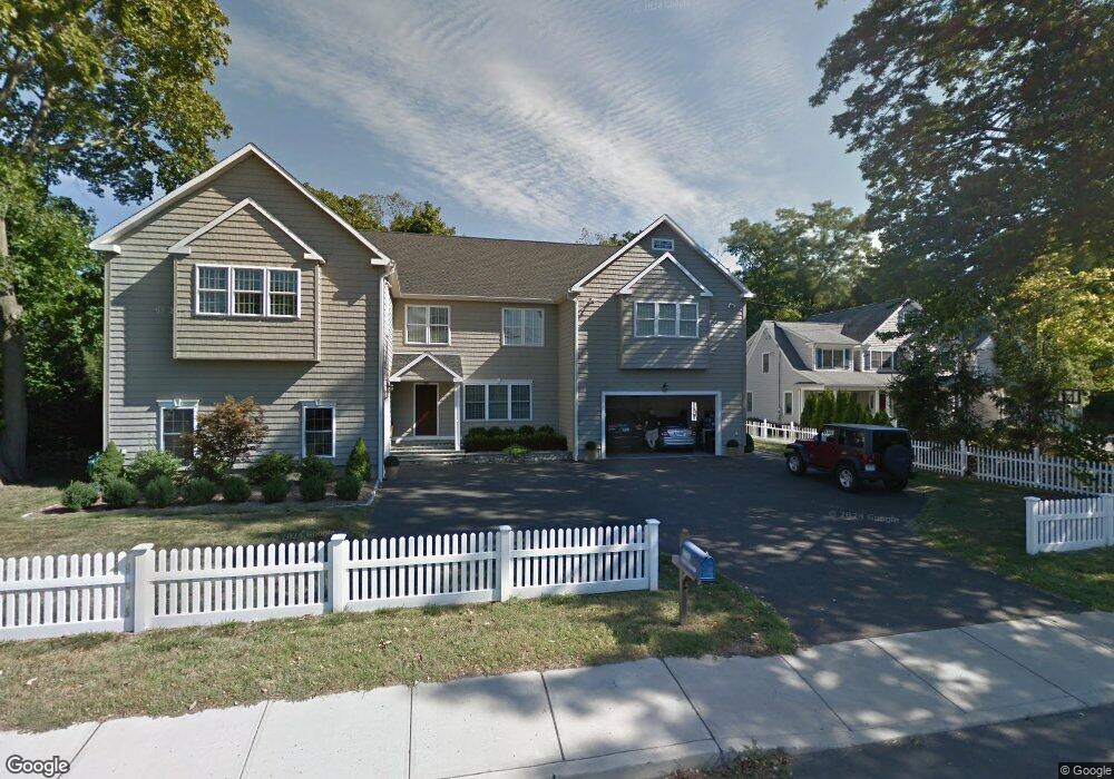 2629 Post Rd, Darien, CT 06820 - photo 1