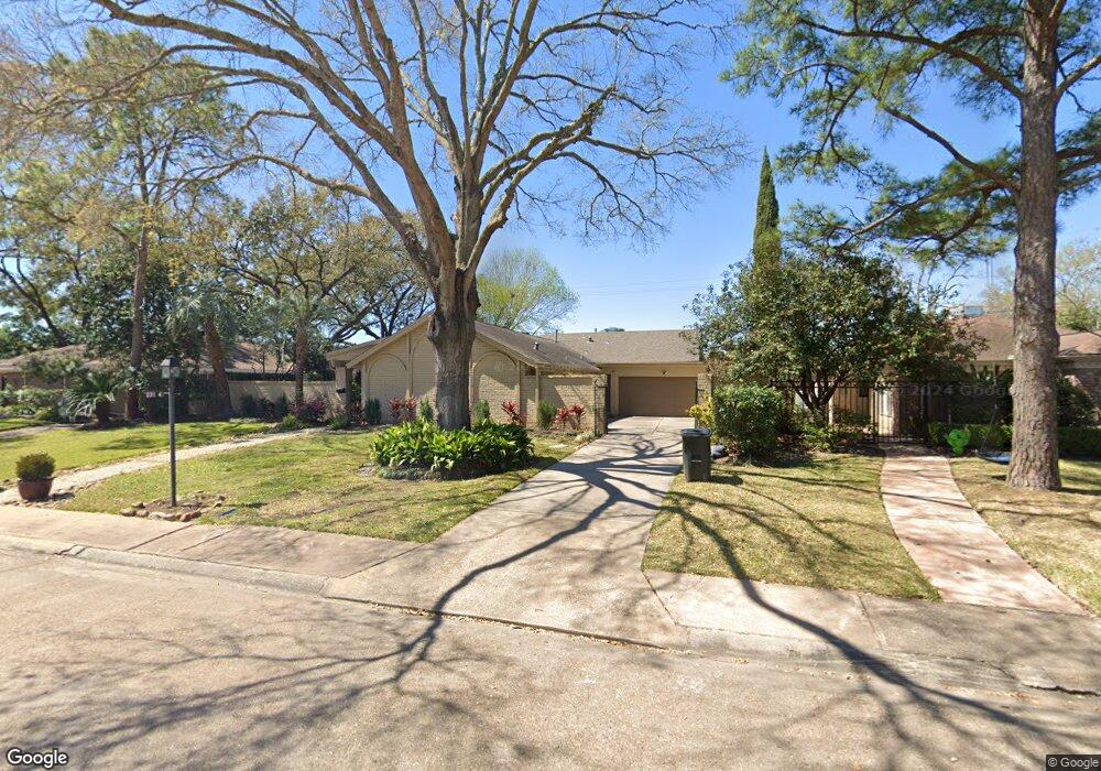 2314 Briarbrook Dr, Houston, TX 77042 - photo 1