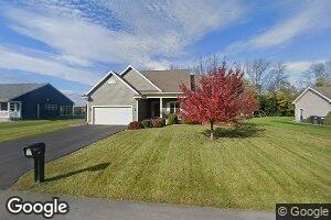 28 Mountain View Dr, Rouses Point, NY 12979