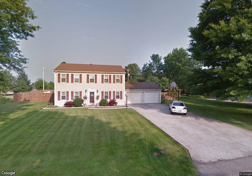 214 Manor House Ln, Frankfort, KY 40601 - photo 1