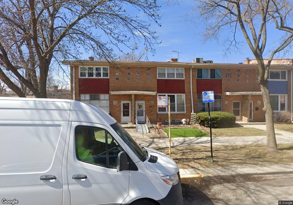 6302 N Sacramento Ave, Chicago, IL 60659 - photo 1