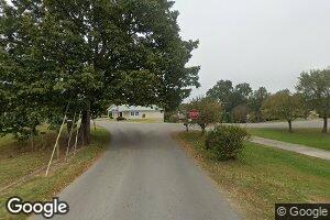 62 Kinne St, Stearns, KY 42647