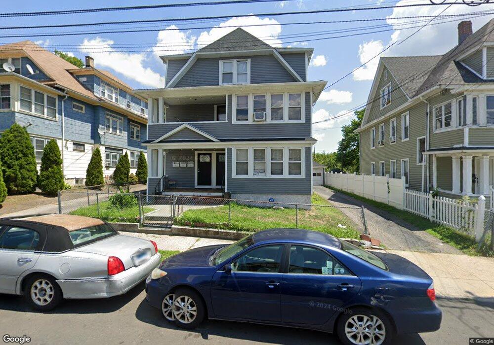 88 Kent Ave unit 1st, Bridgeport, CT 06610 - photo 1