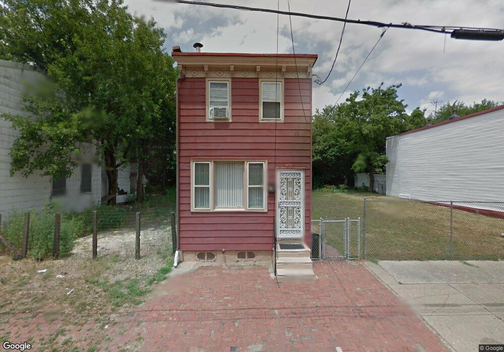 725 Walnut St, Camden, NJ 08103 - photo 1