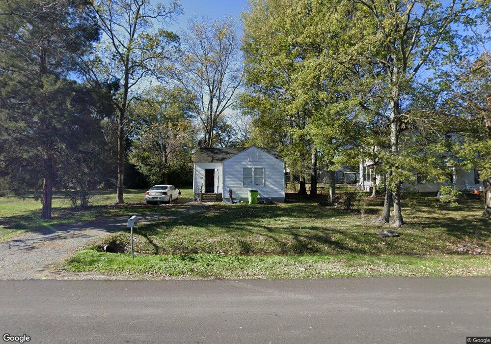 506 S Vine St, Stuttgart, AR 72160 - photo 1
