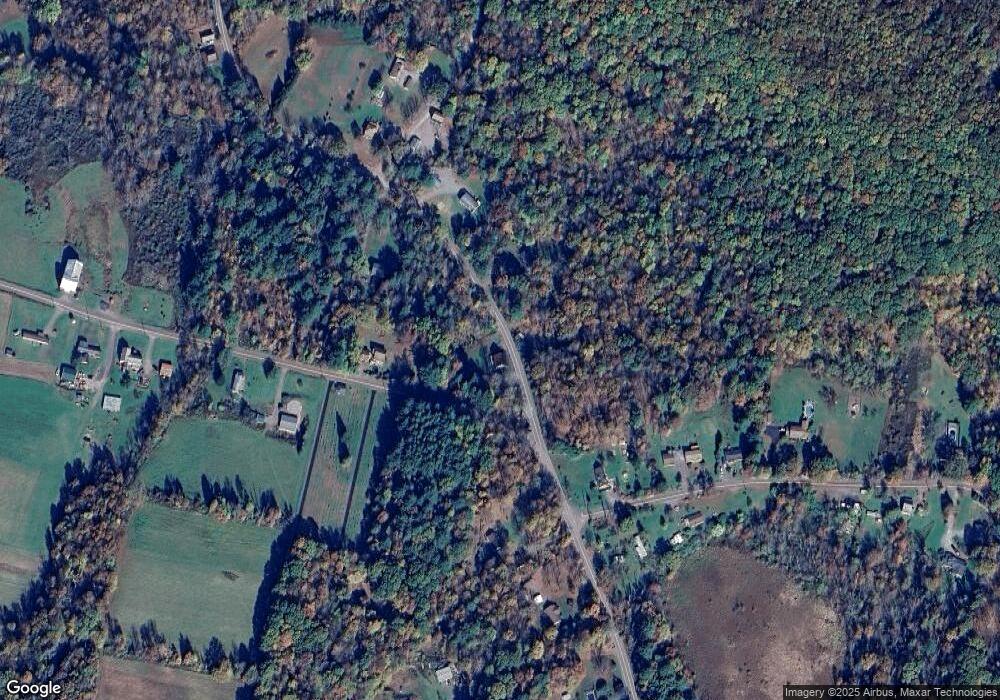 204 Tulip Rd, Harveys Lake, PA 18618 - photo 1