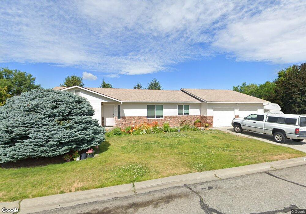 564 Nelson Place N, East Wenatchee, WA 98802 - photo 1