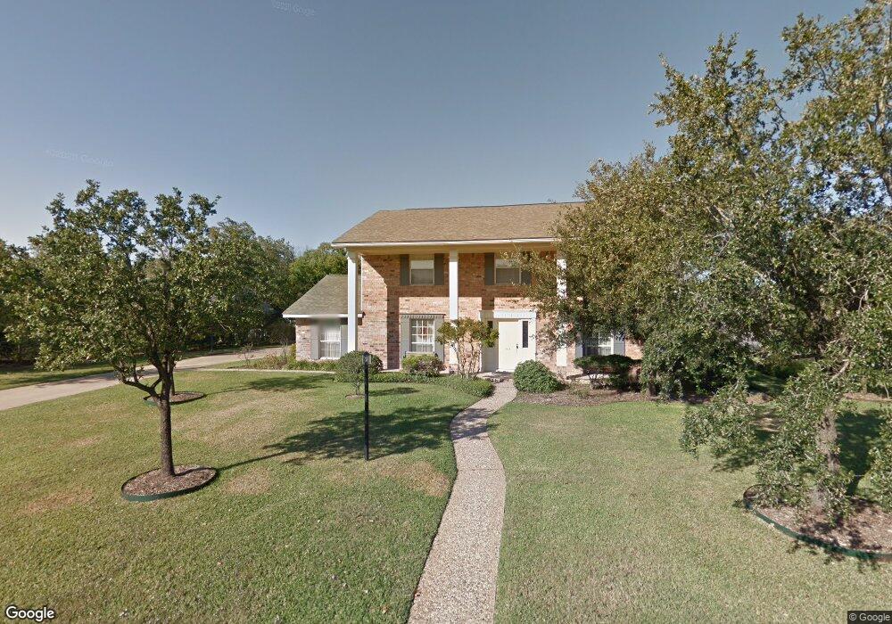 1819 Shadowwood Dr, College Station, TX 77840 - photo 1