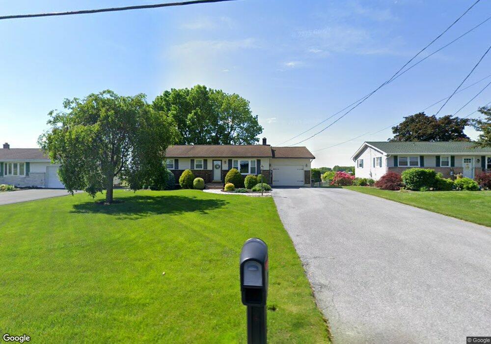 16 Golf Rd, Myerstown, PA 17067 - photo 1