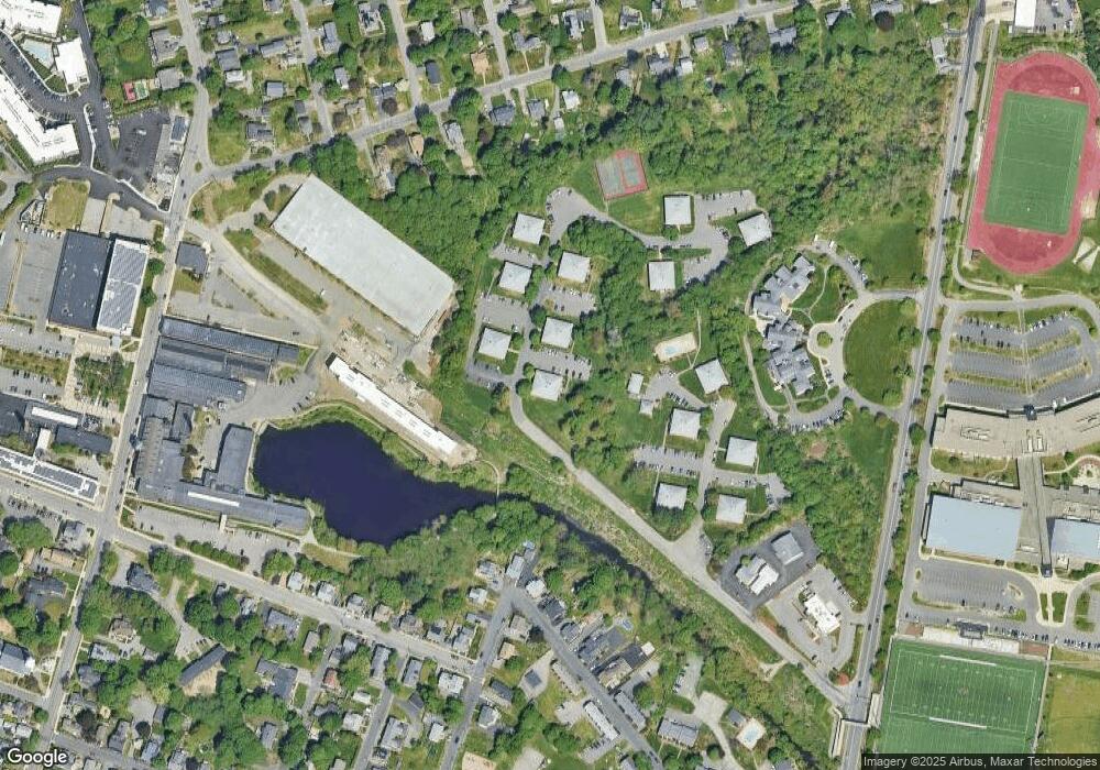 7 Walker Rd unit 5, North Andover, MA 01845 - photo 1