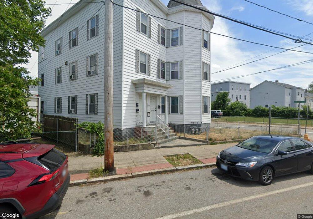 547 Broadway unit 2, Pawtucket, RI 02860 - photo 1
