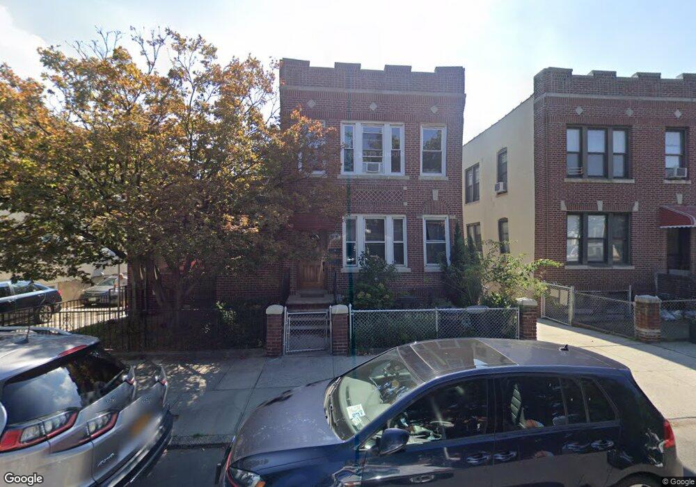 32-39 45 Th St unit 2, New York City, NY 11103 - photo 1