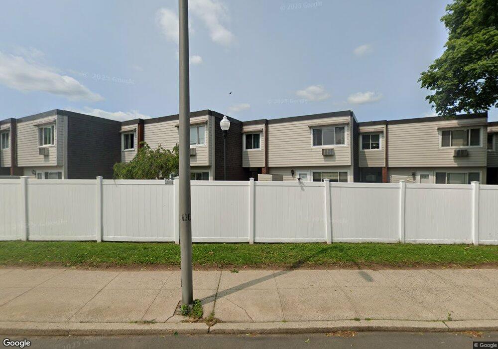 210 West Walk unit 210, West Haven, CT 06516 - photo 1