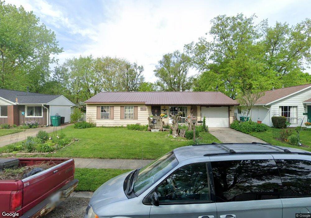 1317 S 2nd St, Mattoon, IL 61938 - photo 1