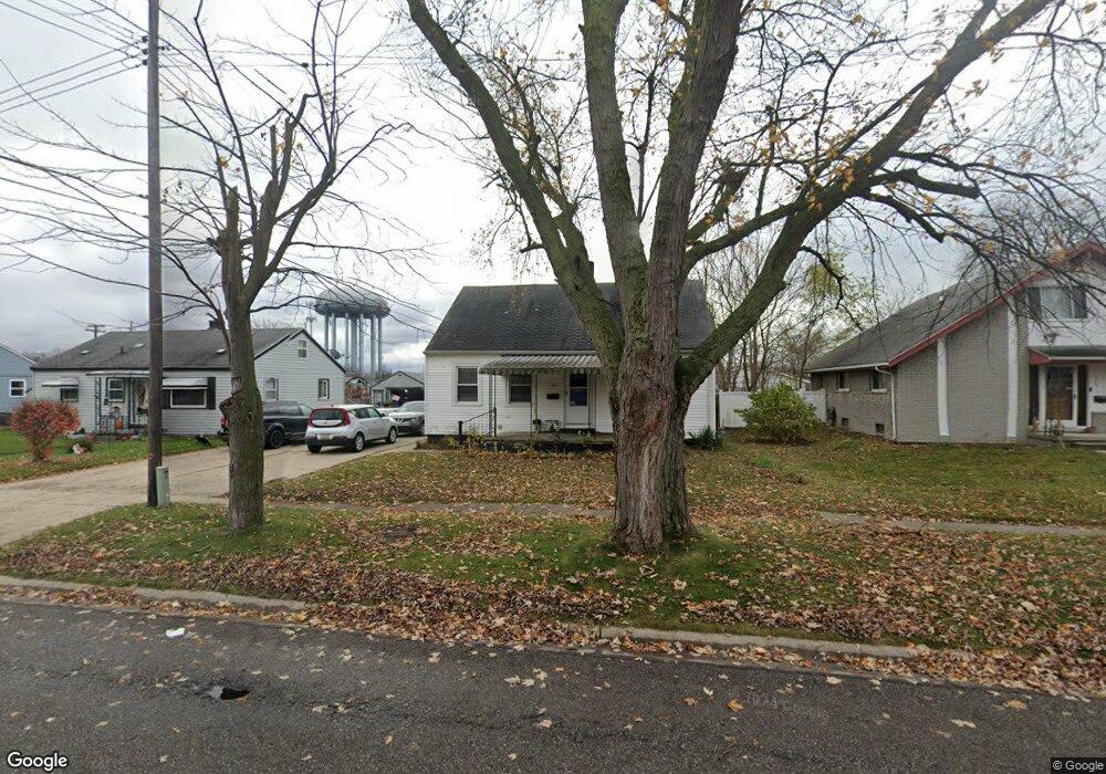 1816 Minnie St, Port Huron, MI 48060 - photo 1